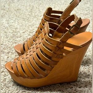 Mossimo supply co wedges - size 8 1/2